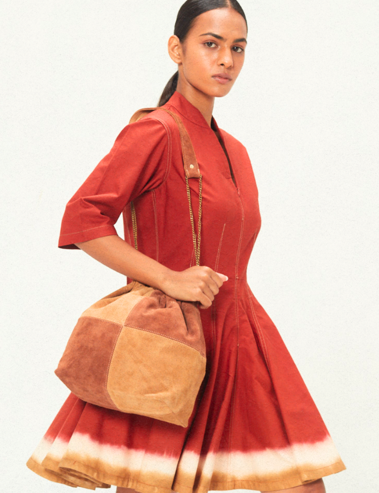 Maize-Pouch-Sling-A.png