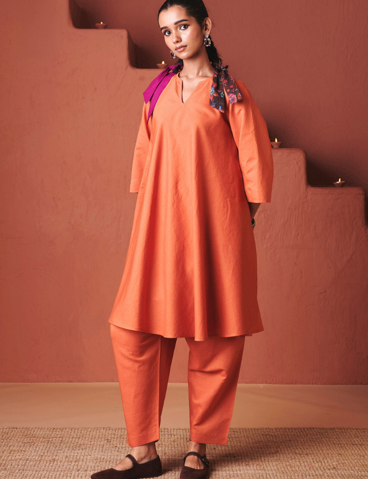 Marigold-Pheran-Kurta-Set-E.png