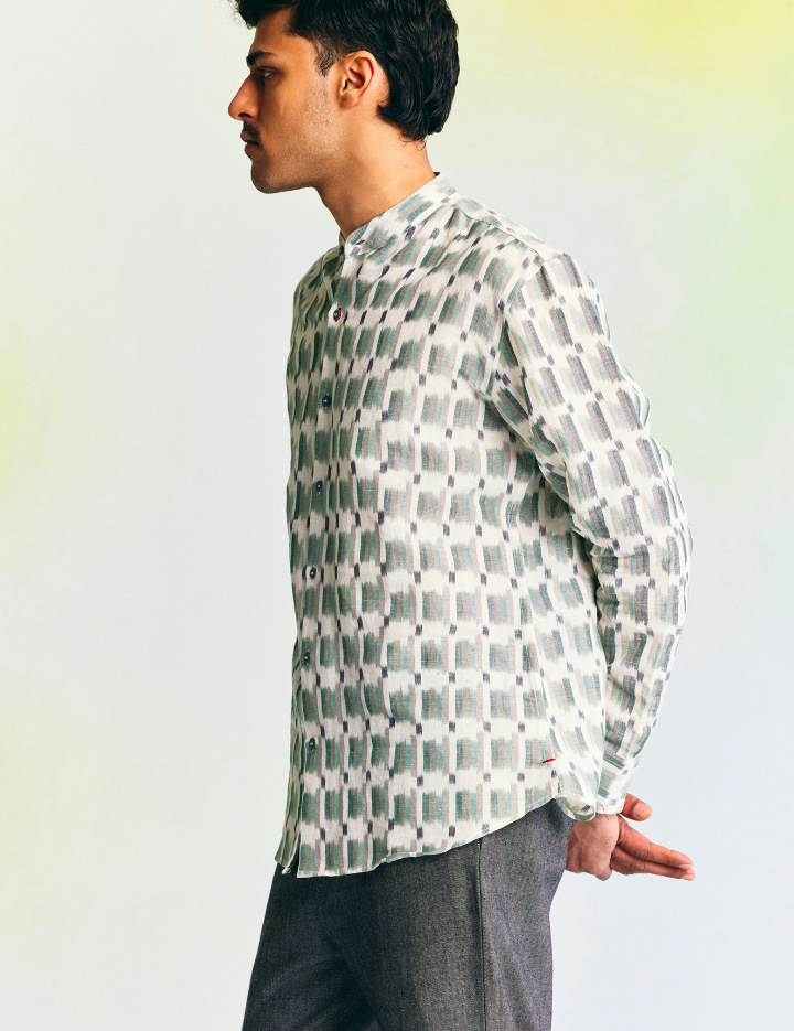 Meadow-Linen-Band-Collar-Shirt-B.png