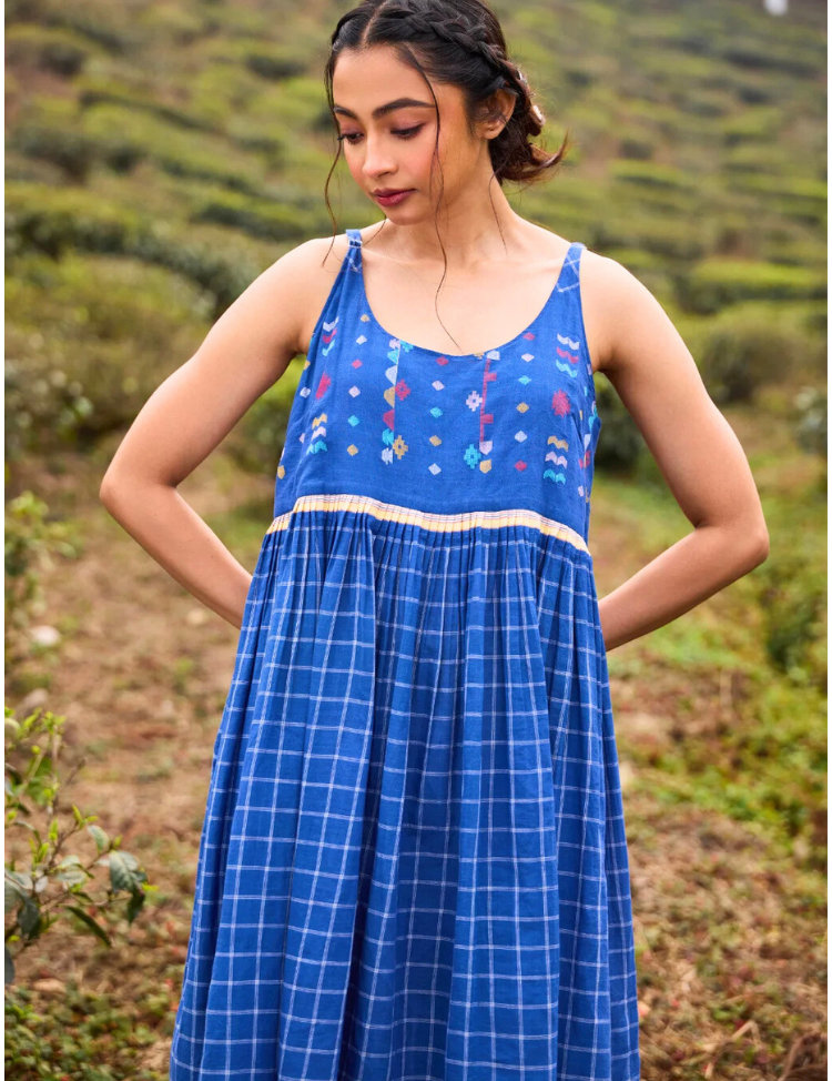Cotton Jamdani Dresses Online In India | Shop at Nete NETE.IN Cotton Jamdani Dresses Online In India | Shop at Nete NETE.IN
