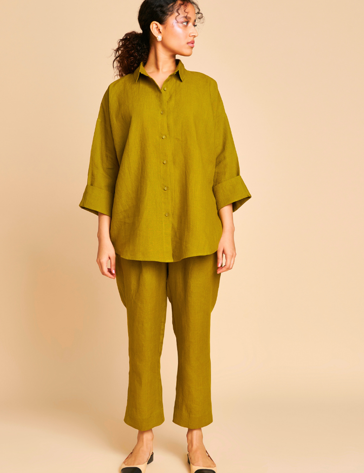 Mehendi-Oversized-Flared-Shirt-D_d0591e7d-4218-43df-9f00-2601f3553fc8.png