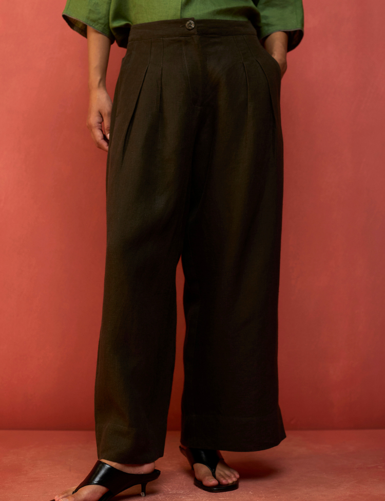 Mekko-Pleated-Trousers-Charcoal-B.png