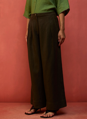 Mekko Pleated Trousers