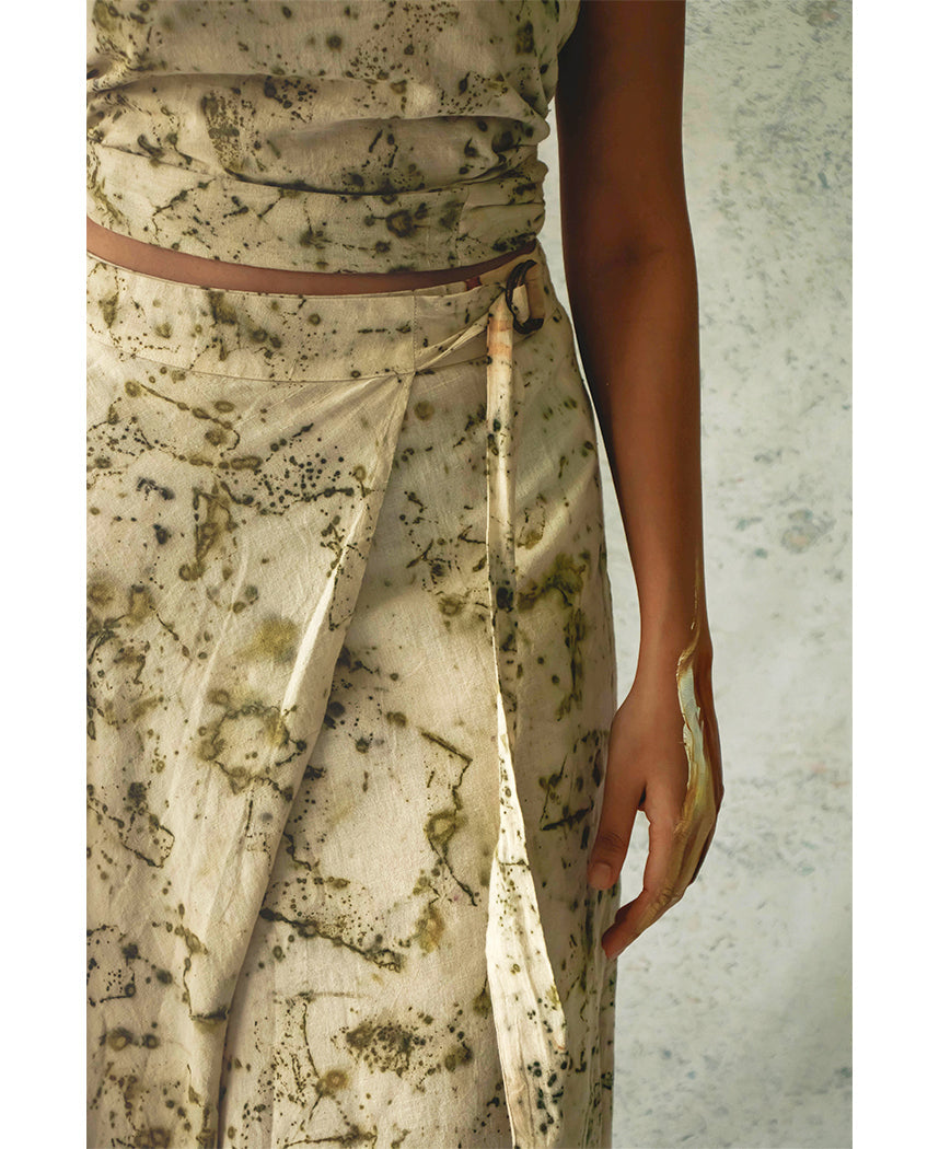 Midi-Skirt-Green-B_d31389fe-54d1-4367-9f91-6c6769e71824.jpg