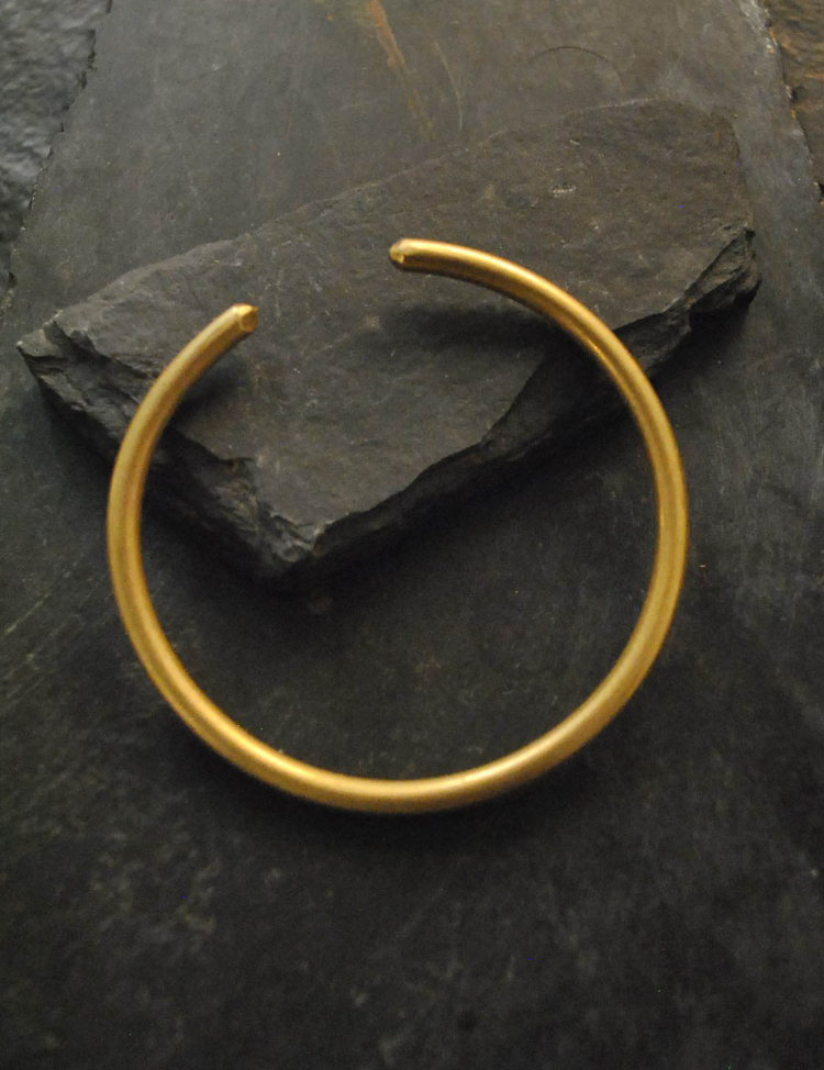 MinimalBangle-Cuff-A.png