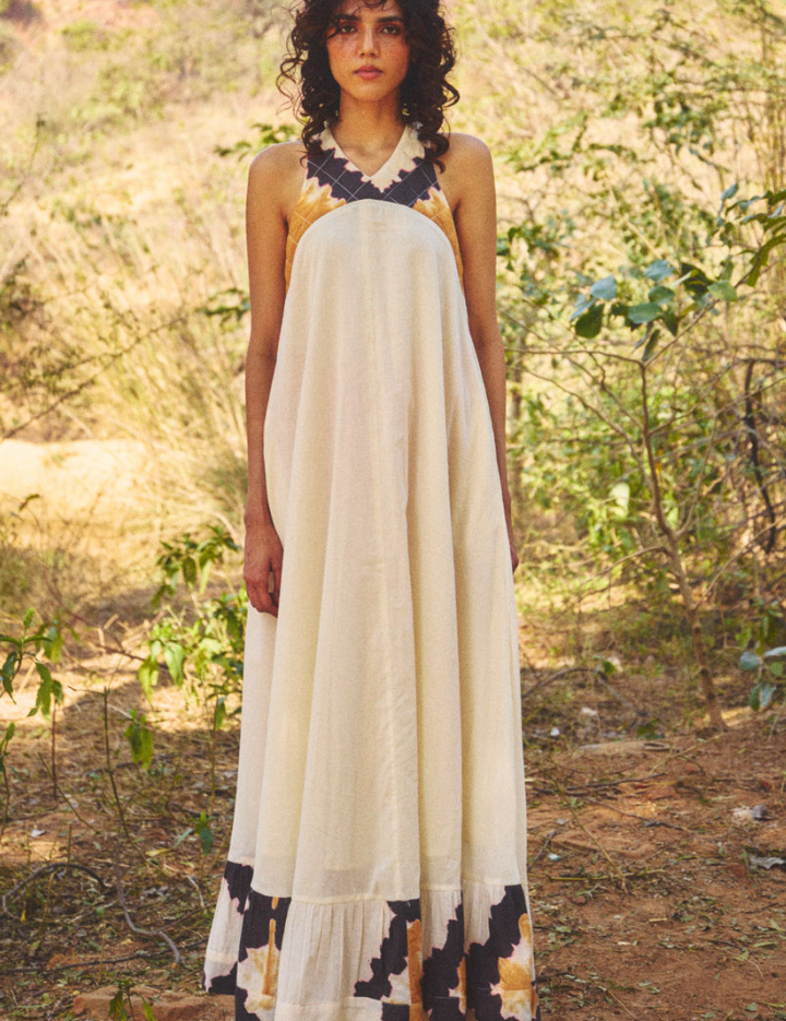 Mist-Veil-Gown-A.png