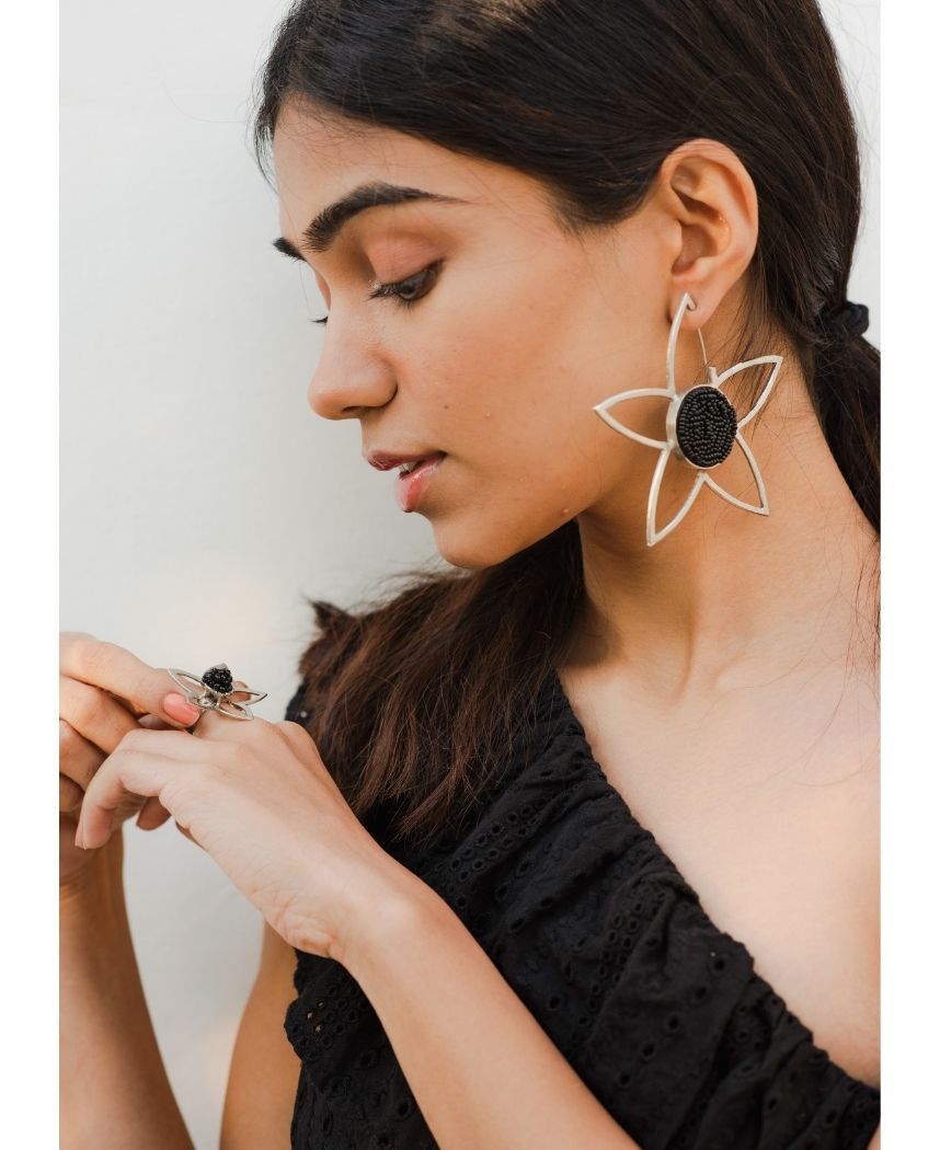 Mogra Frame Earrings