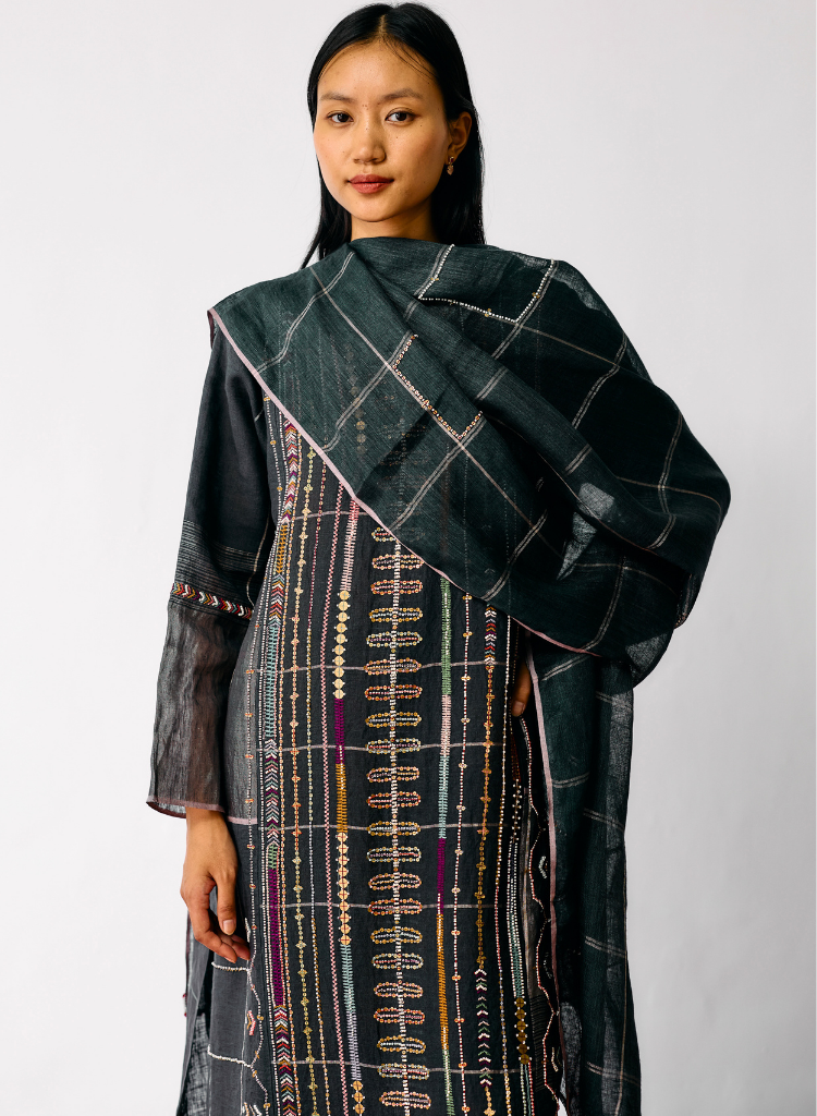 Mora Embroidered Dupatta