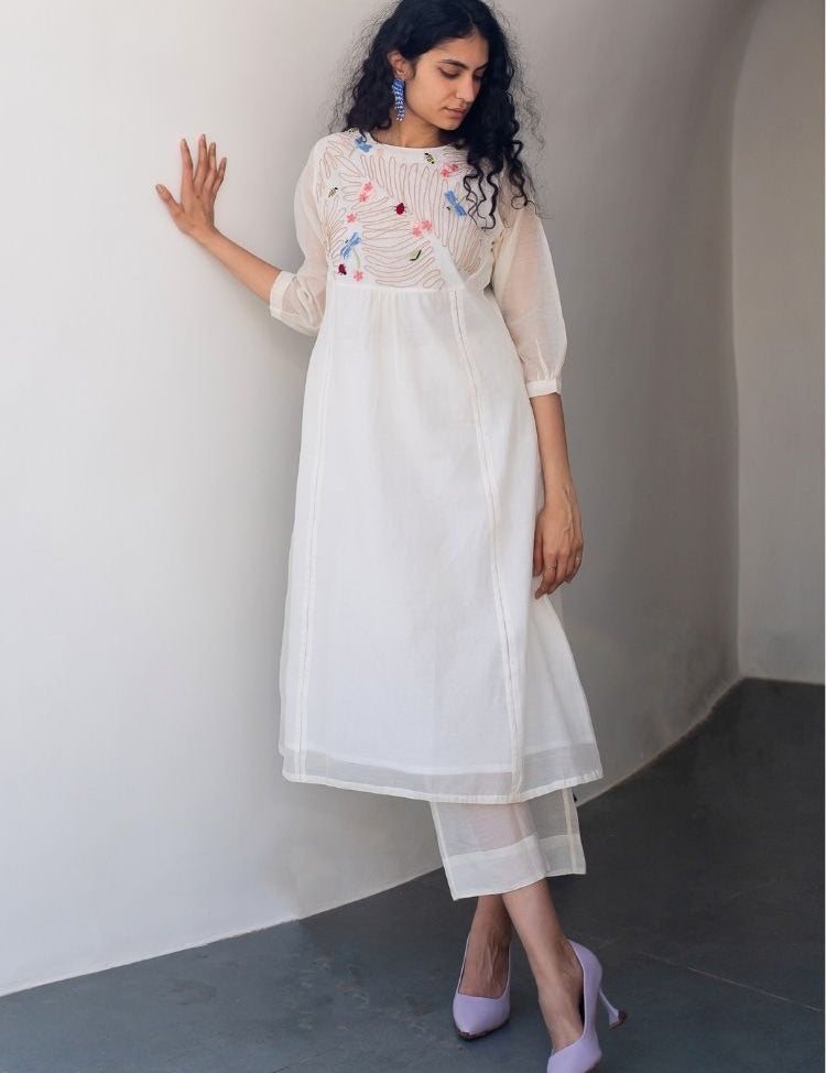 Morning-Graden-Chanderi-Kurta-B_ae3302d8-ed94-4347-b92e-5228ea59c6ed.jpg