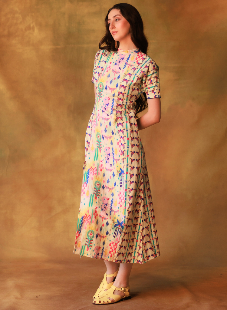 Morning Museum Walk Dress