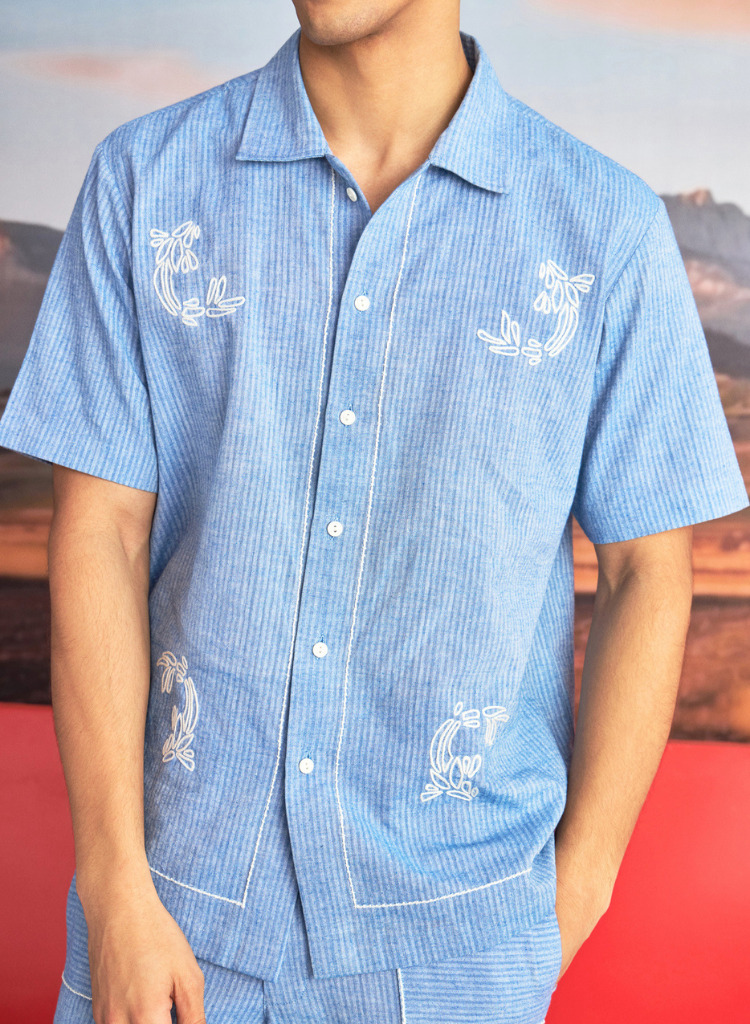 Motif Shirt