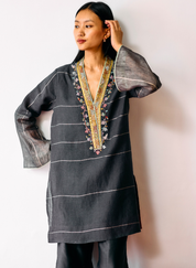 Naar Embroidered Kurta Set