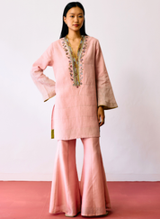 Naar Embroidered Kurta