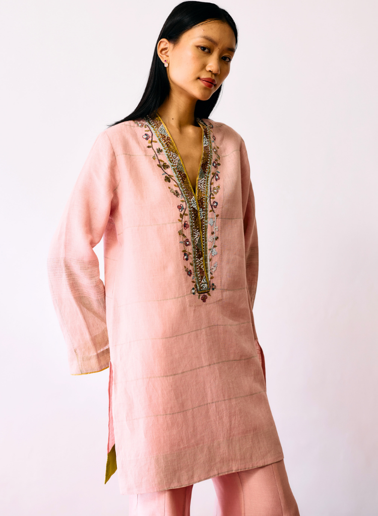 Naar Embroidered Kurta