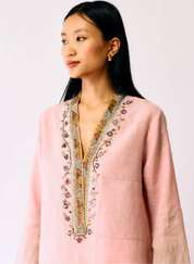 Naar Embroidered Kurta