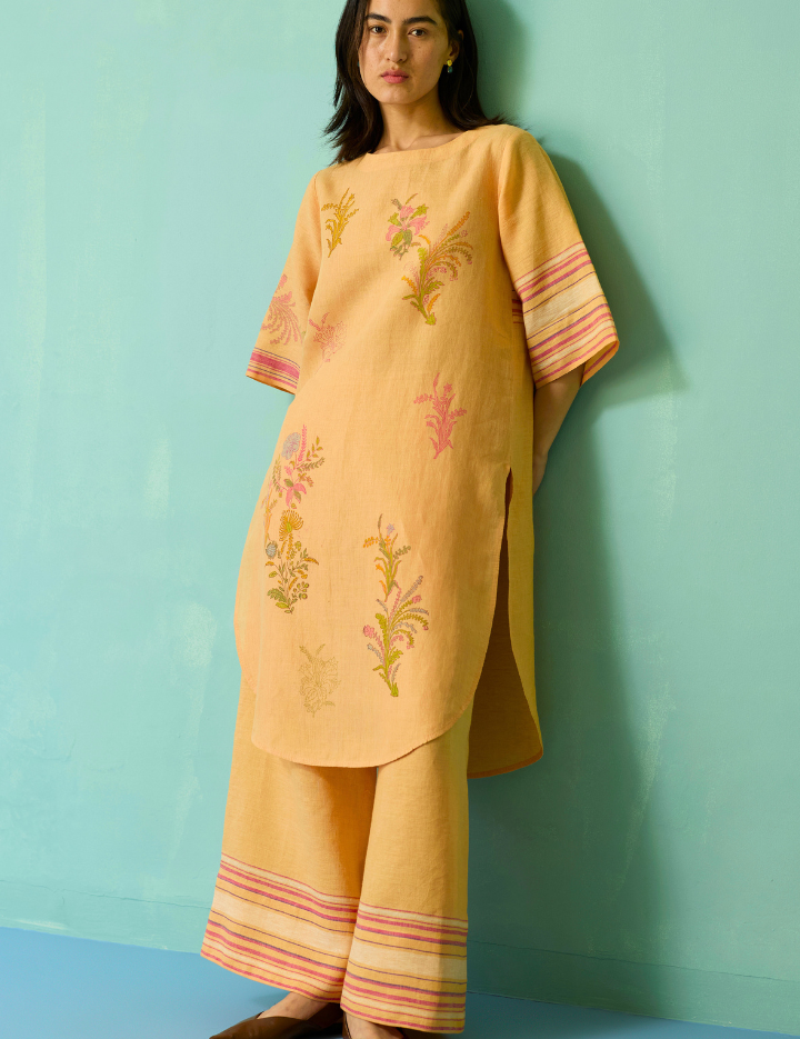 Nami-Curved-Hem-Kurta-G.png