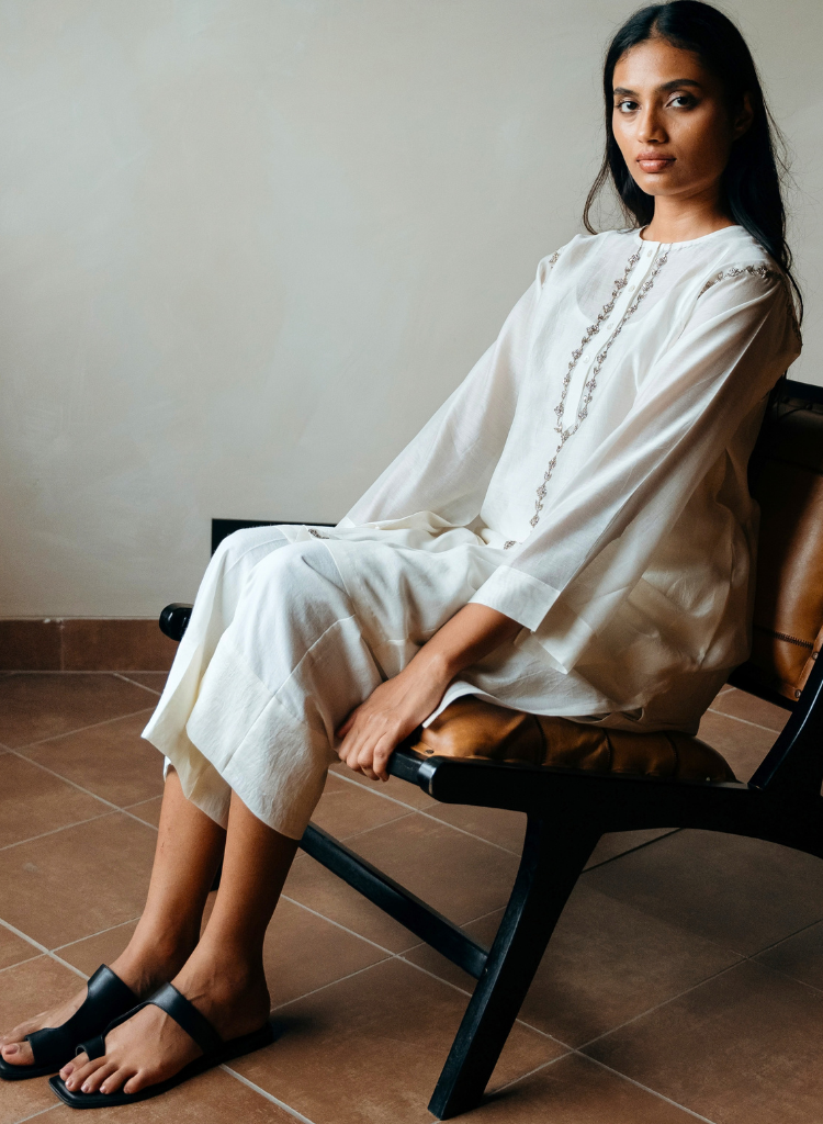 Nara Kalidar Kurta