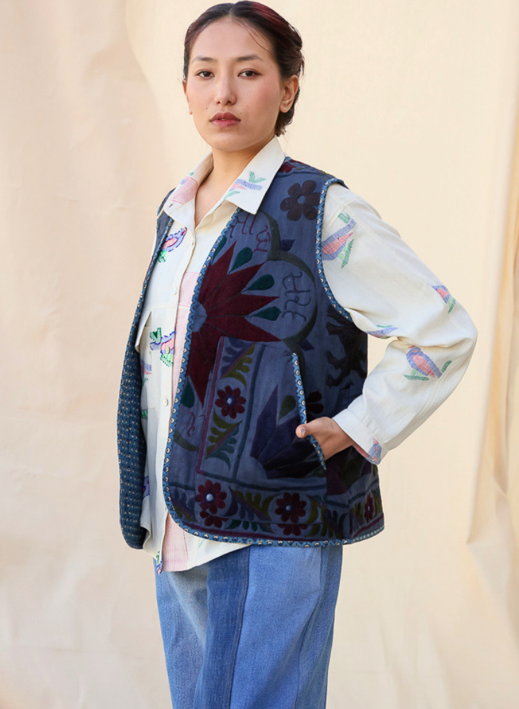 Naz Vest