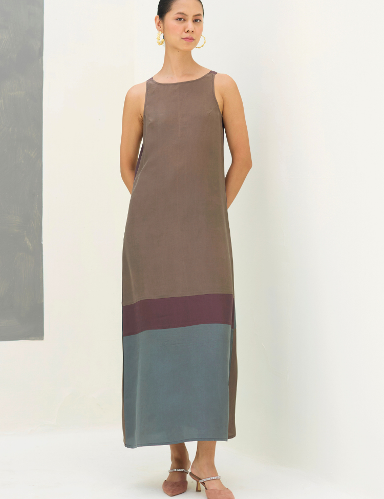 Nida-Mulberry-Silk-Dress-B.png