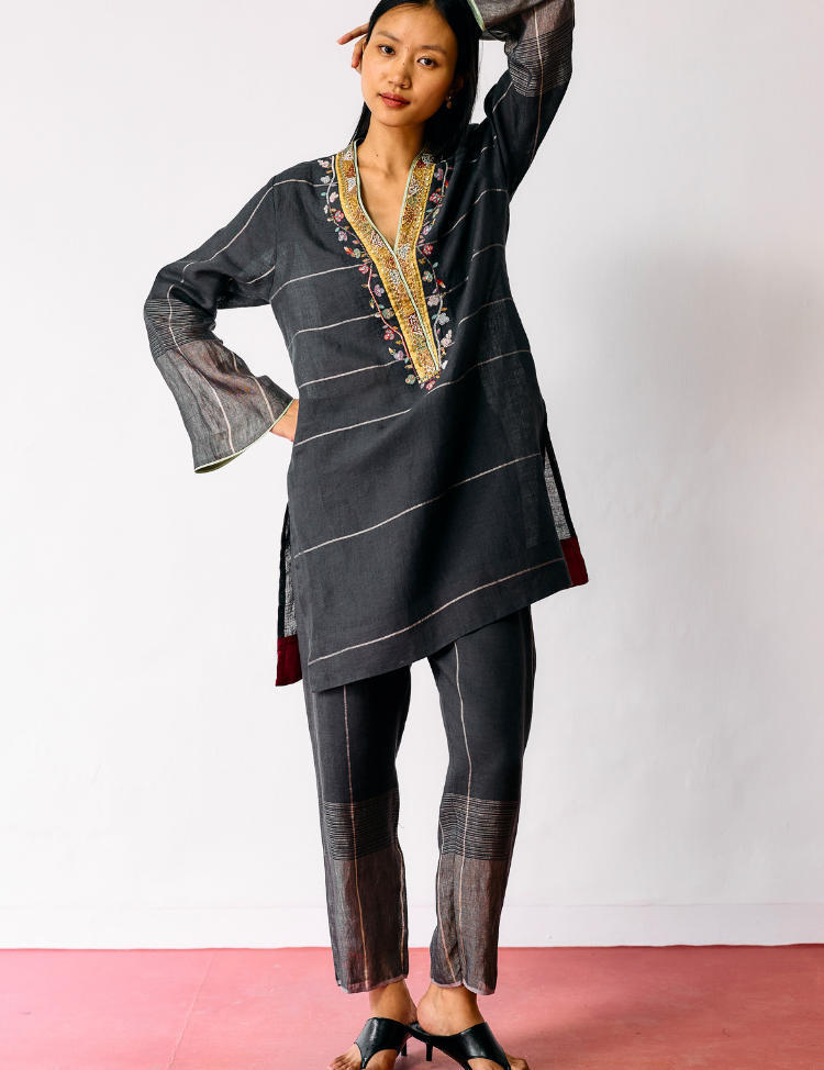 Nila-Tapered-Metallic-Pants-A.png
