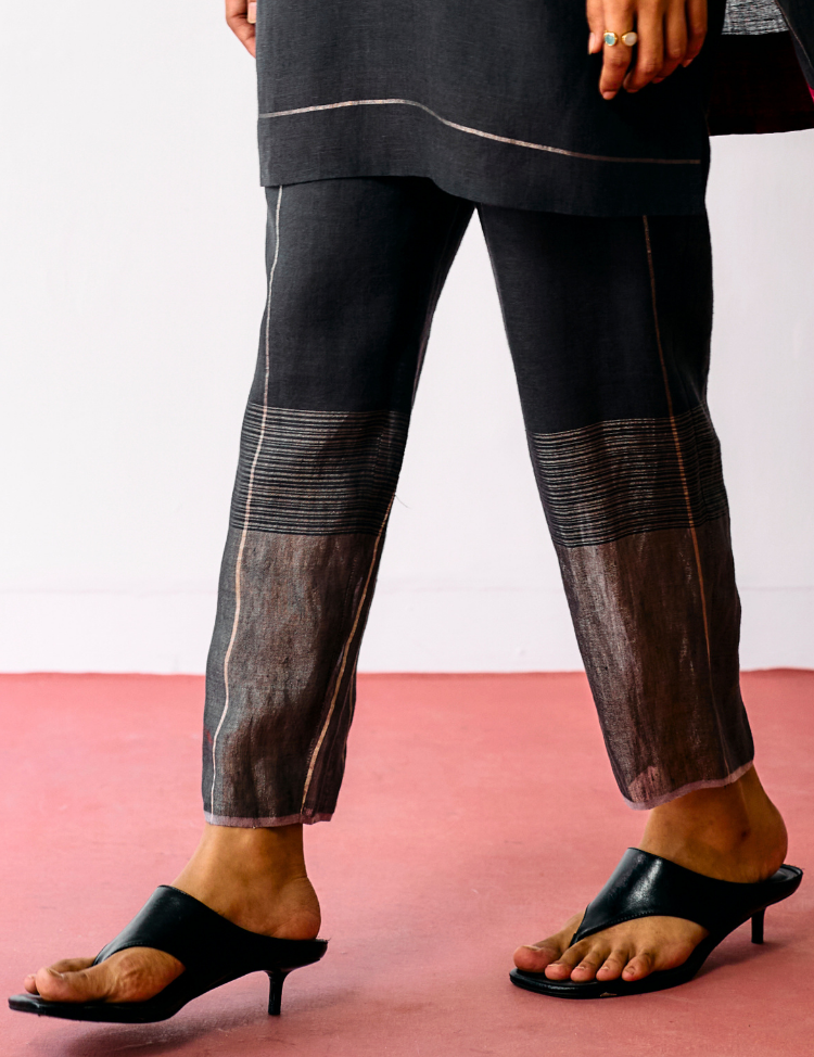 Nila Tapered Pants
