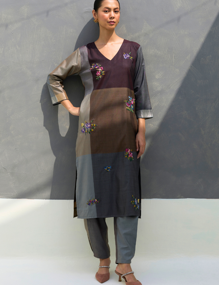 Nira-kurta-A_cbfc5cf8-006e-43f2-90c8-5c7674c30b96.png