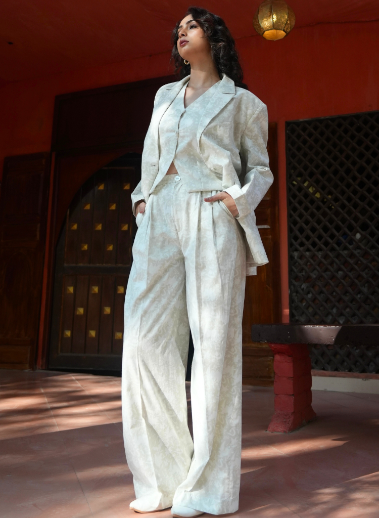 Noer Double Buttoned Blazer