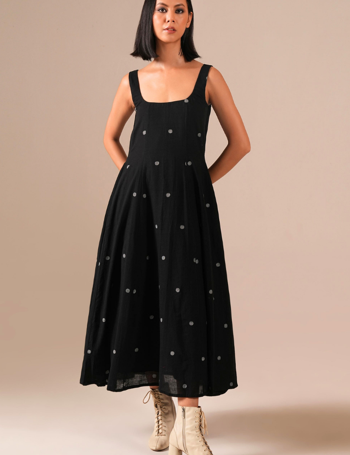 Noire-Dress-C.png