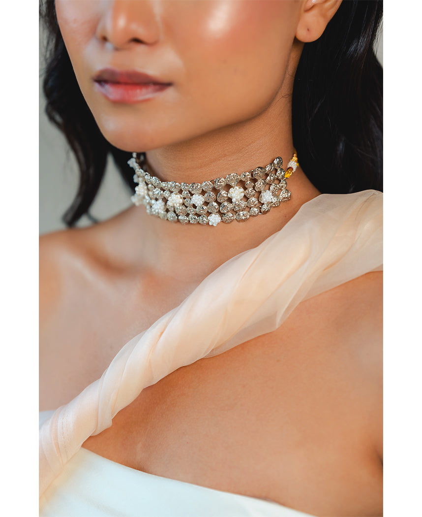 Noor Choker