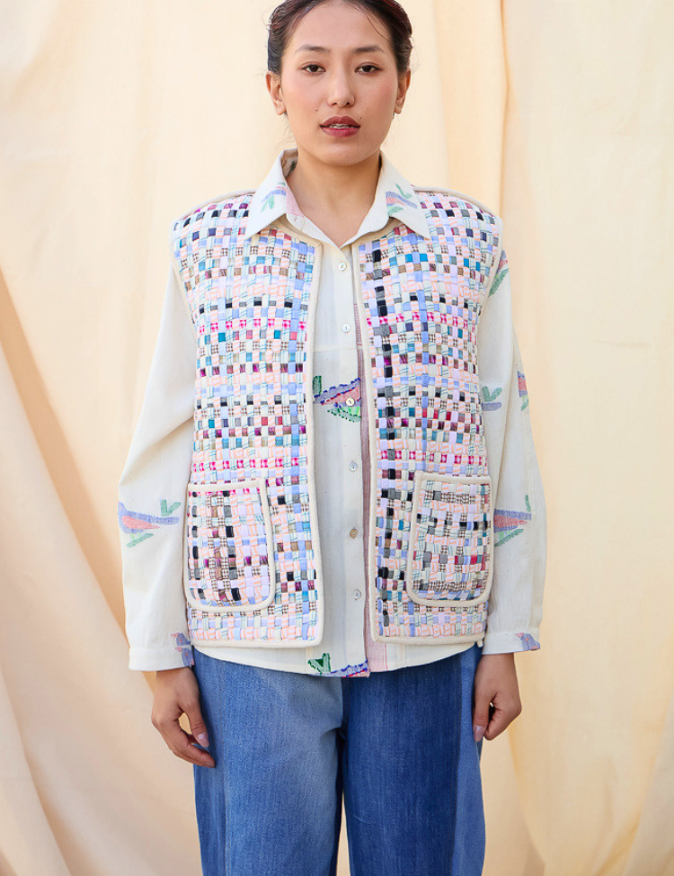 Noorvi-Vest-A.png