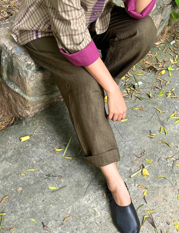 Olive-Linen-Pants-A.png