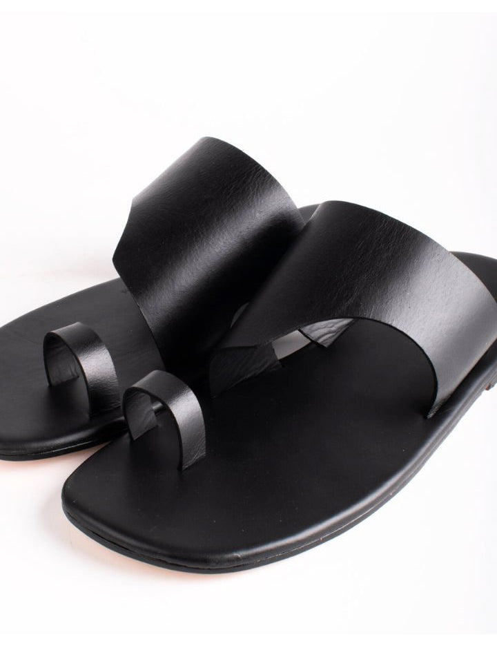Monochrome Open Toe Chappals