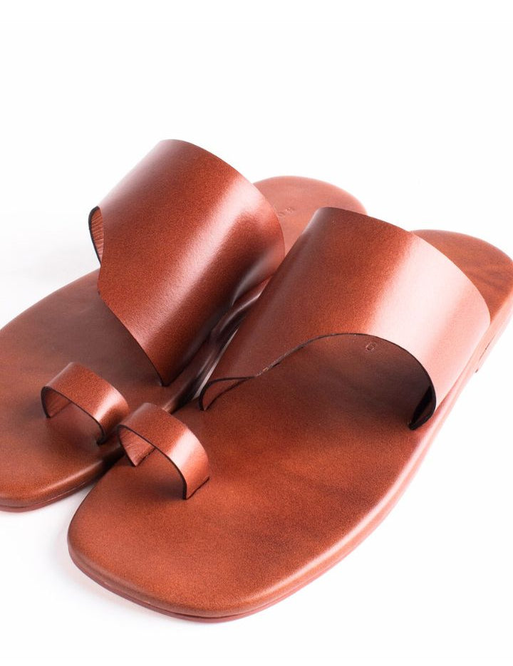 Monochrome Open Toe Chappals