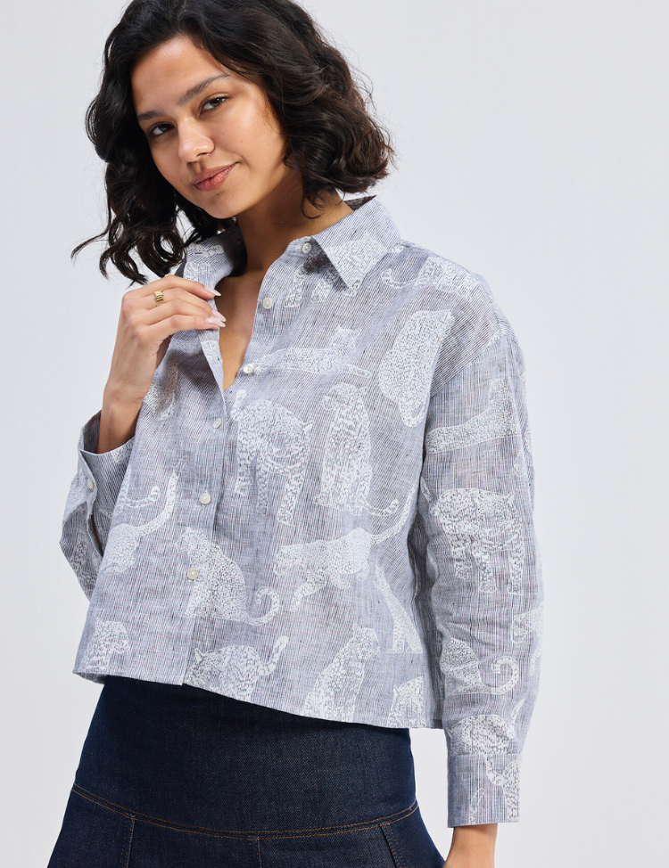 Oversized-Boxy-fit-Shirt-in-Animal-Print-F_4cbdab21-1735-4ded-84c9-086de3ee12ac.png