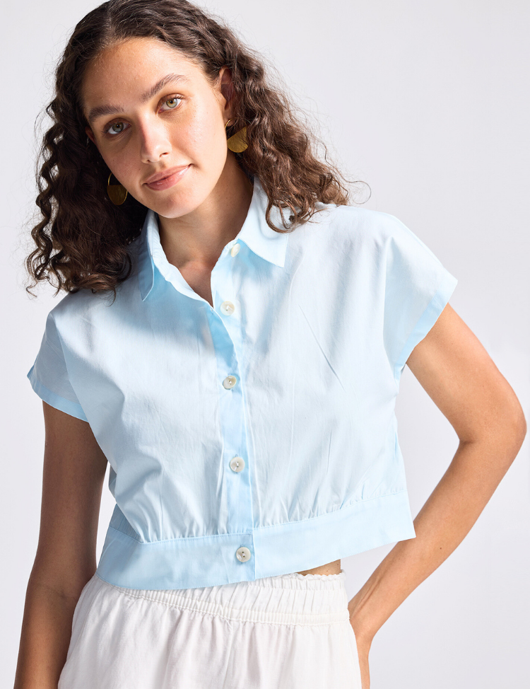 Oversized-Crop-Shirt-in-Summer-Blue-D.png