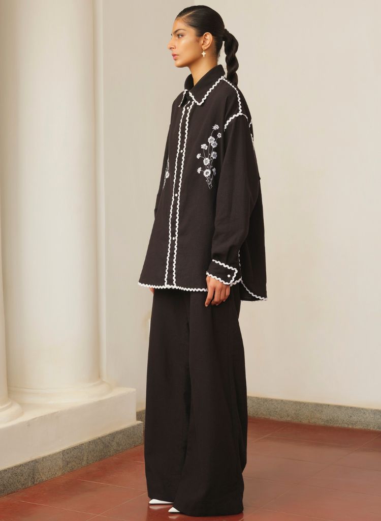 Wide Leg Pleated Trouser