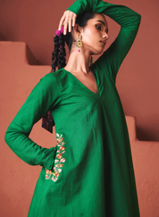 Paan Embroidered Kurta Set