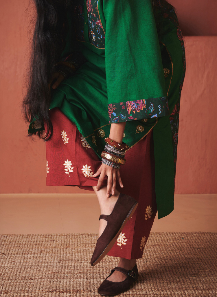 Paan Panelled Kurta Set