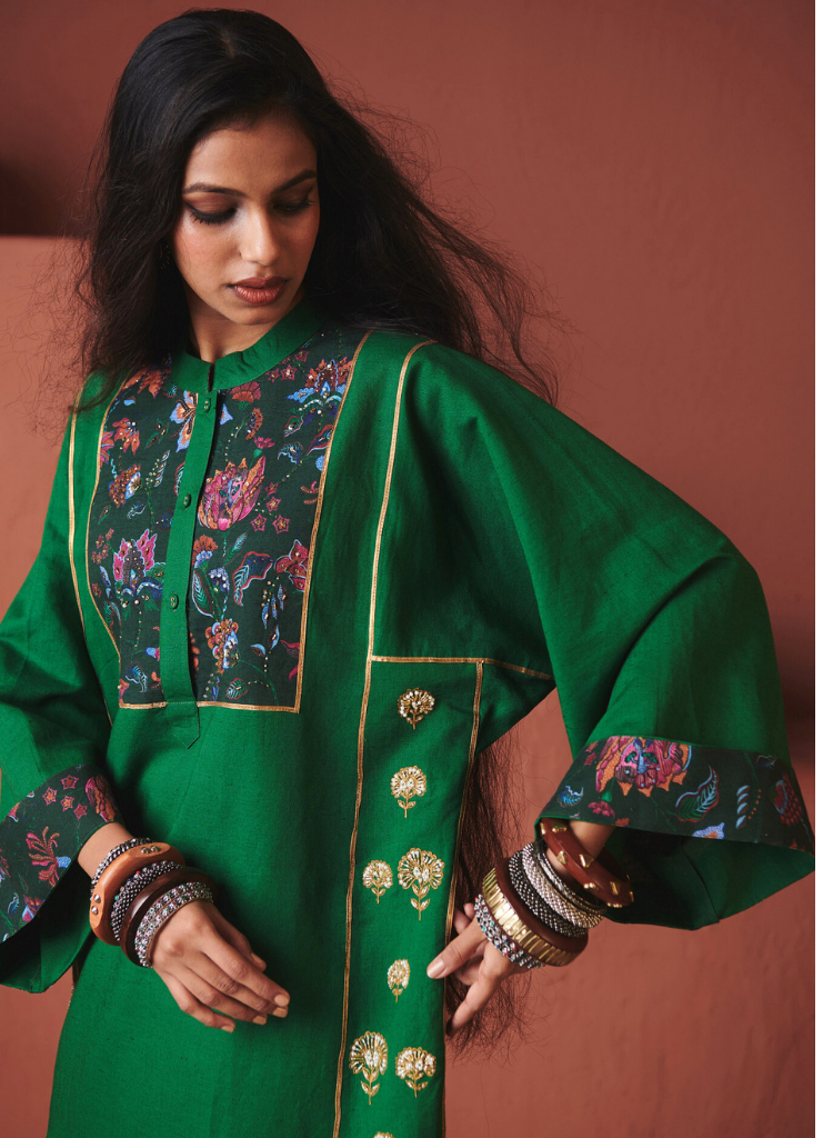 Paan Panelled Kurta Set