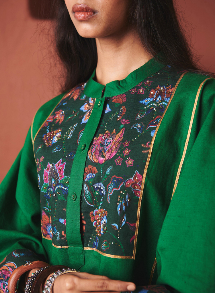 Paan Panelled Kurta Set