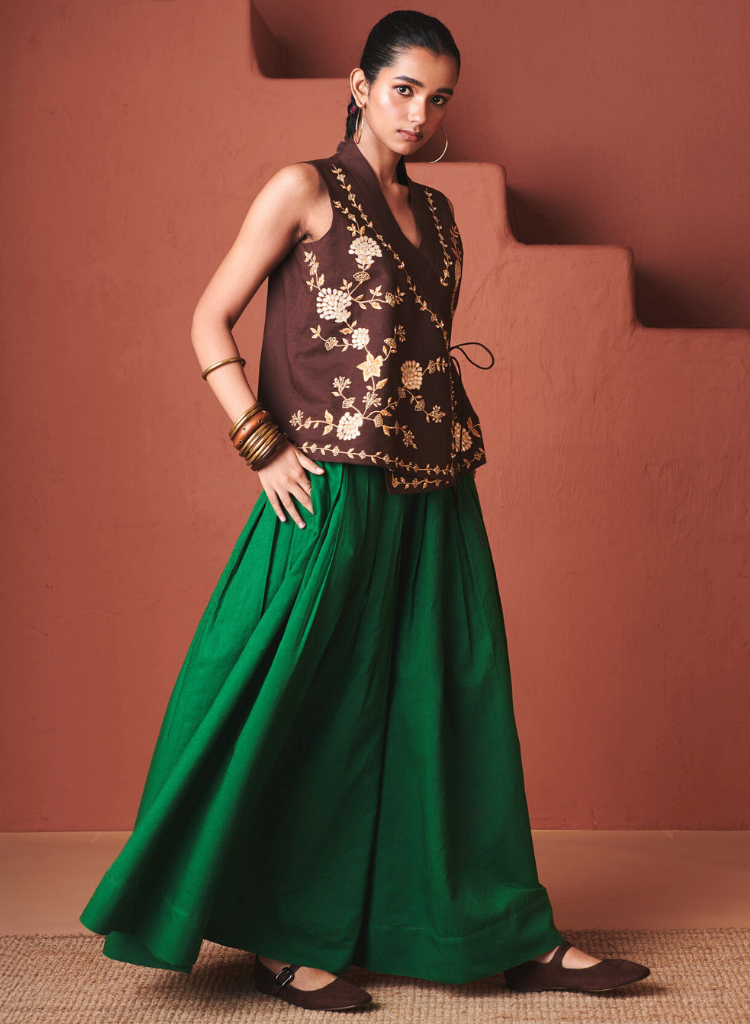 Paan Multi-Pleated Pants