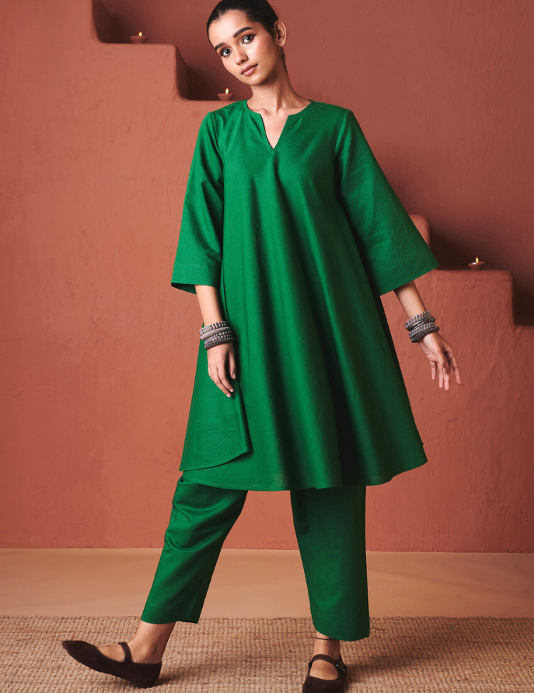 Paan-Pheran-Kurta-Set-B.png