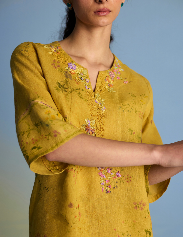 Para-Kurta-Set-Mustard-J.png