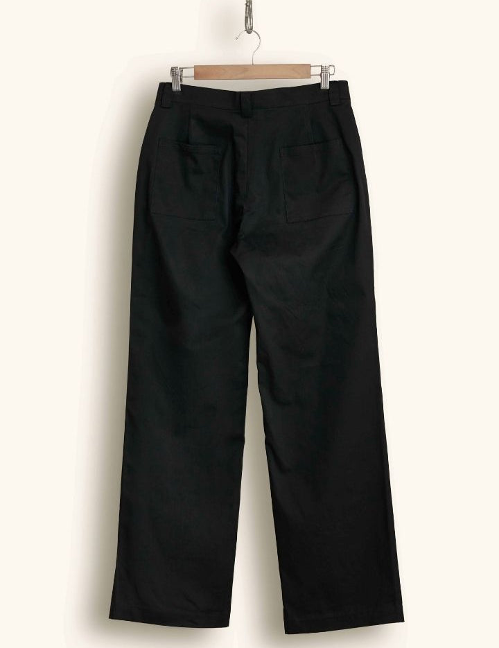 Patch-Pocket-Pants-E_d10d0273-129e-47f2-b6db-9c8c6f39dcdf.jpg