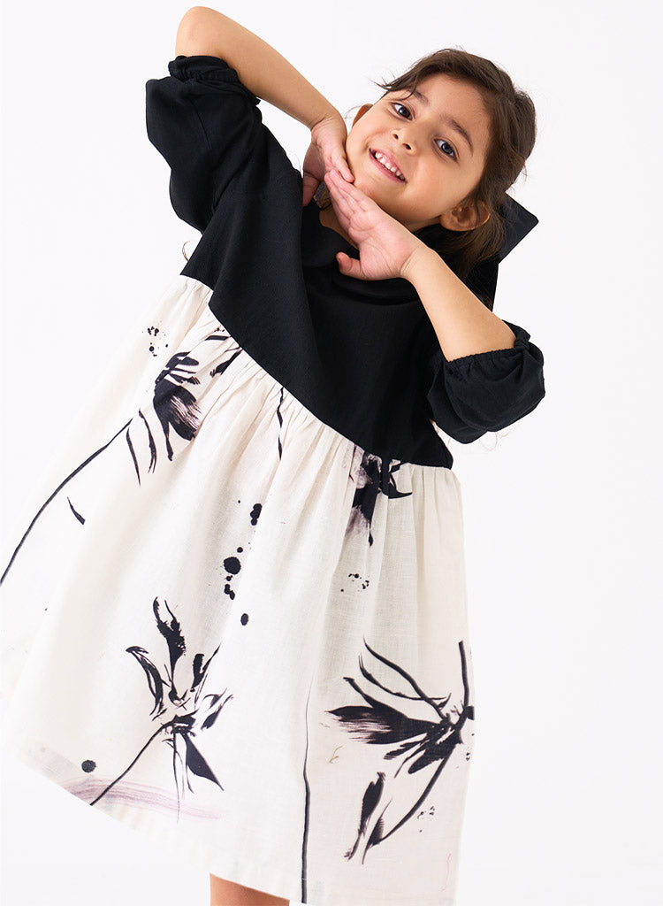 Peter Pan Collar Dress