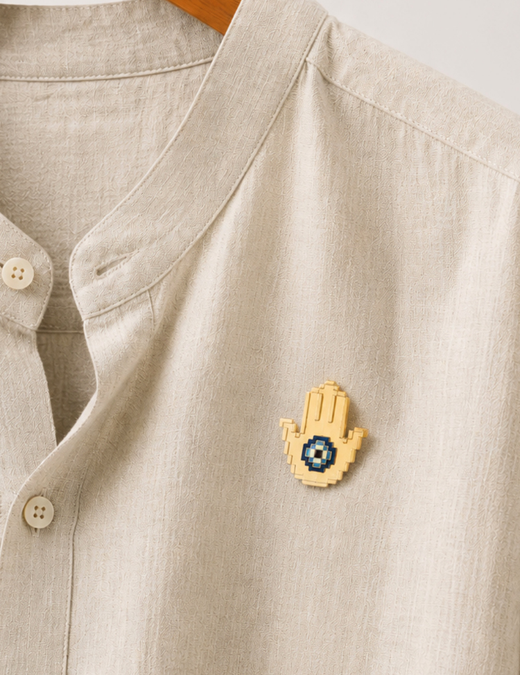 Pixel-Palm-Brooch-A.png