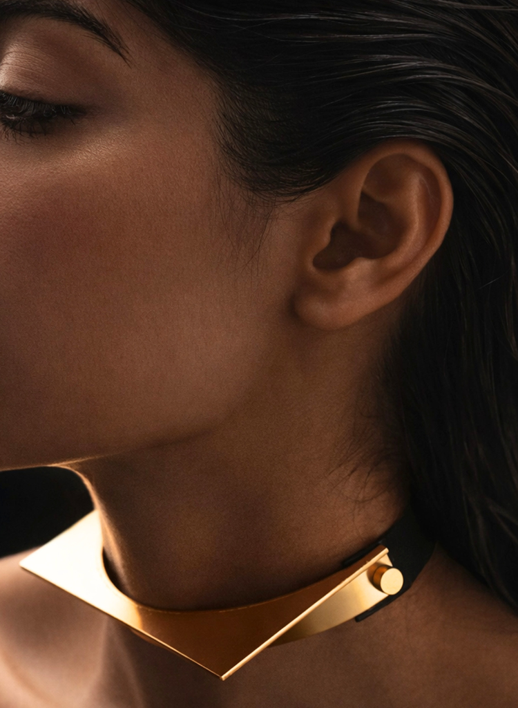 Quadrune Choker