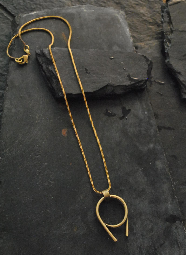 Quame Pendant Chain