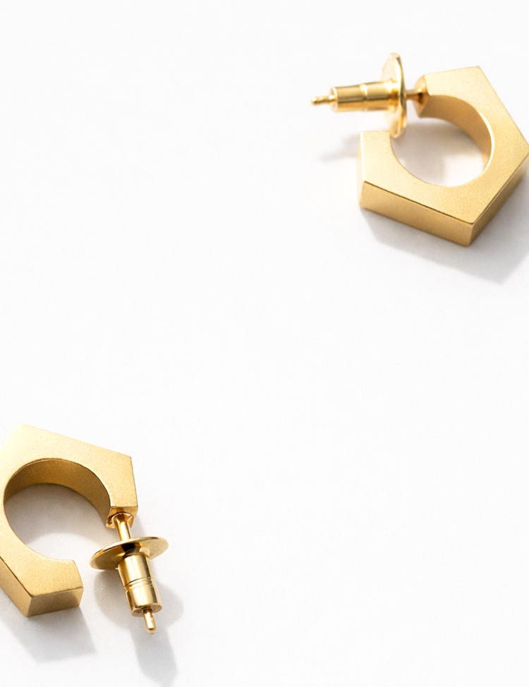 Quint-Earrings-D.png