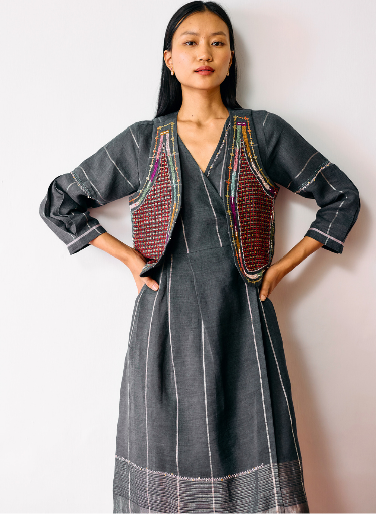 Raya Metallic Set